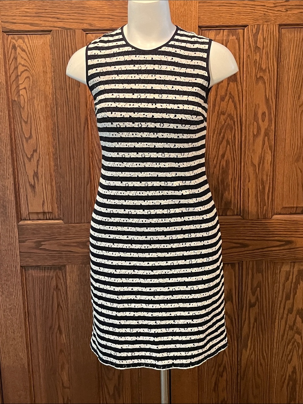 Kyle Lagerfeld Paris navy blue and white lace striped sheath dress. S.
